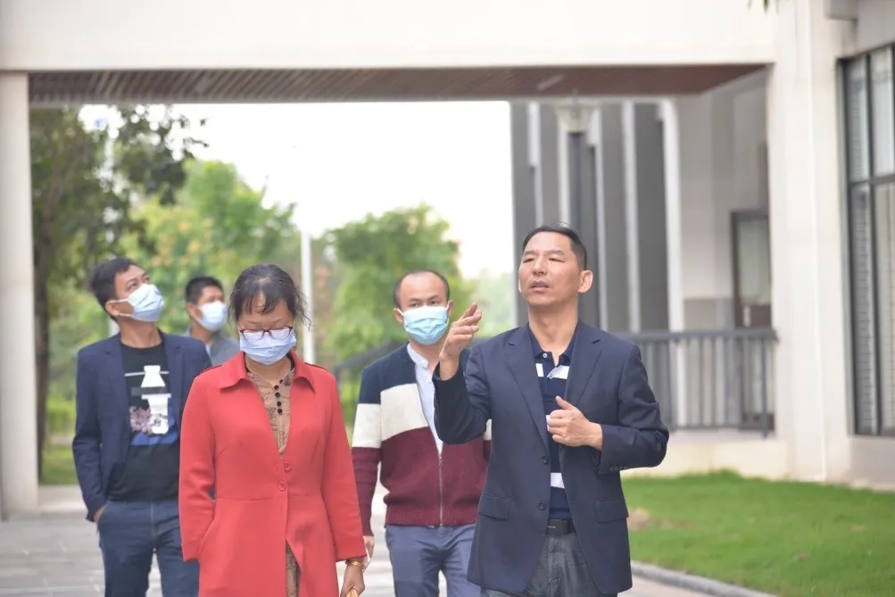 1607391307536176.jpg 1607391307536176.jpg