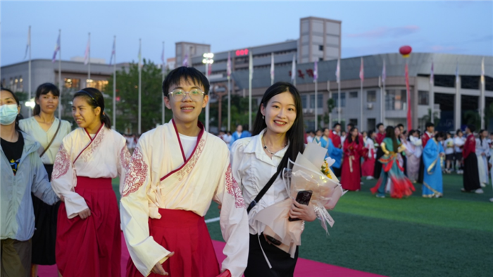 1700639755105402.png 9.png